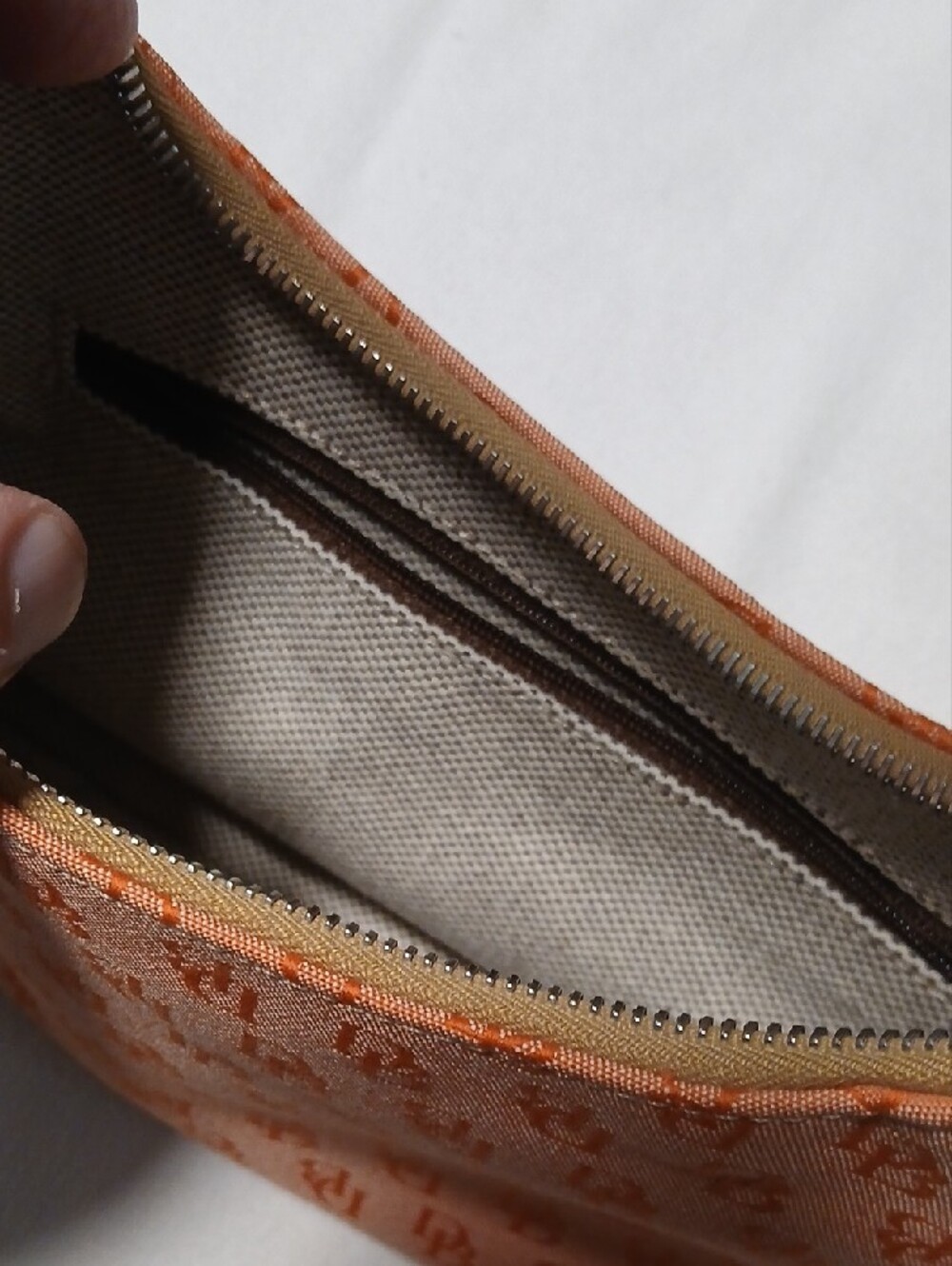 Dooney & Bourke Orange Monogram Shoulder Bag with Tan Strap - Picture 4 of 5